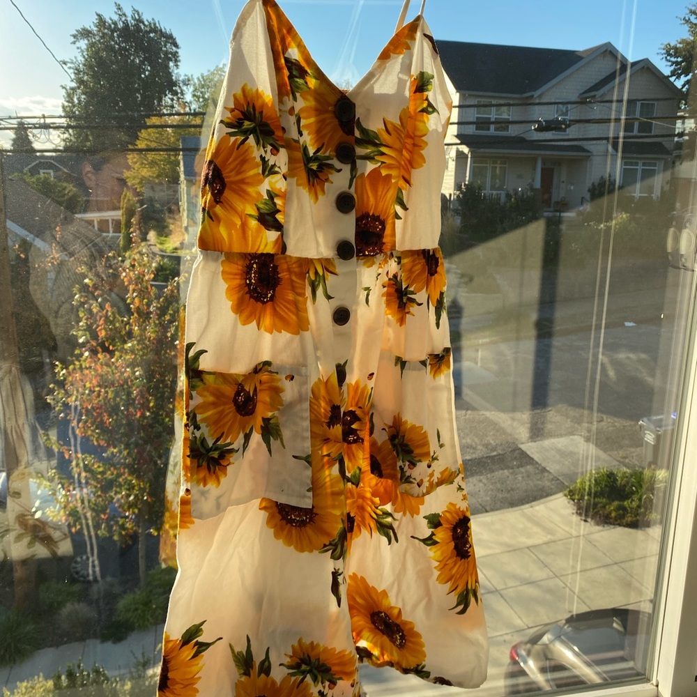 Simpler white sunflower dress | size small | thin strap